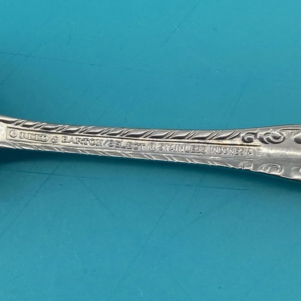 4 Reed & Barton Select LOUIS PHILLIPE Stainless Tea Spoons 6 3/8
